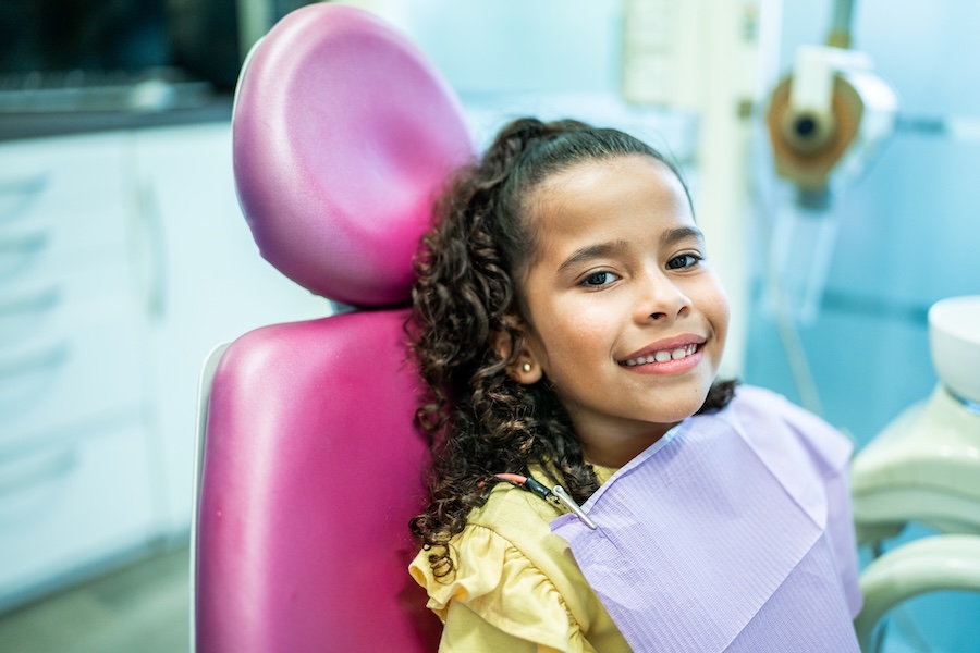 child in dentist chair, how long does child's filling last